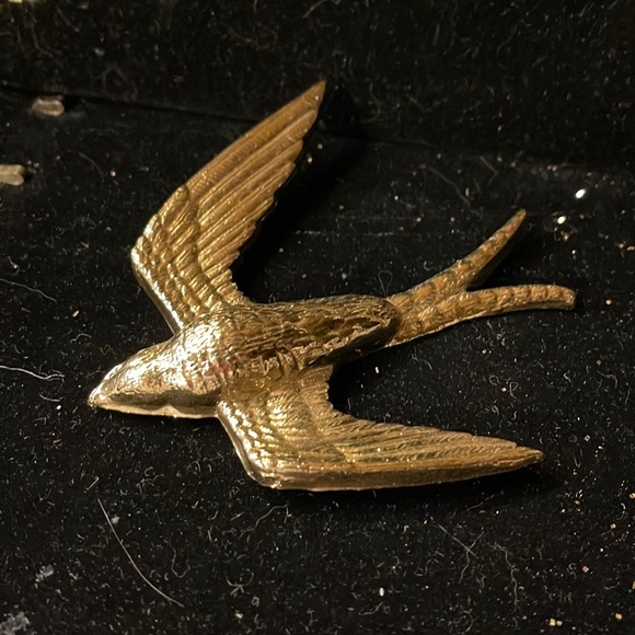 Golden Metallic Décor - flying bird - Picture 1 of 5